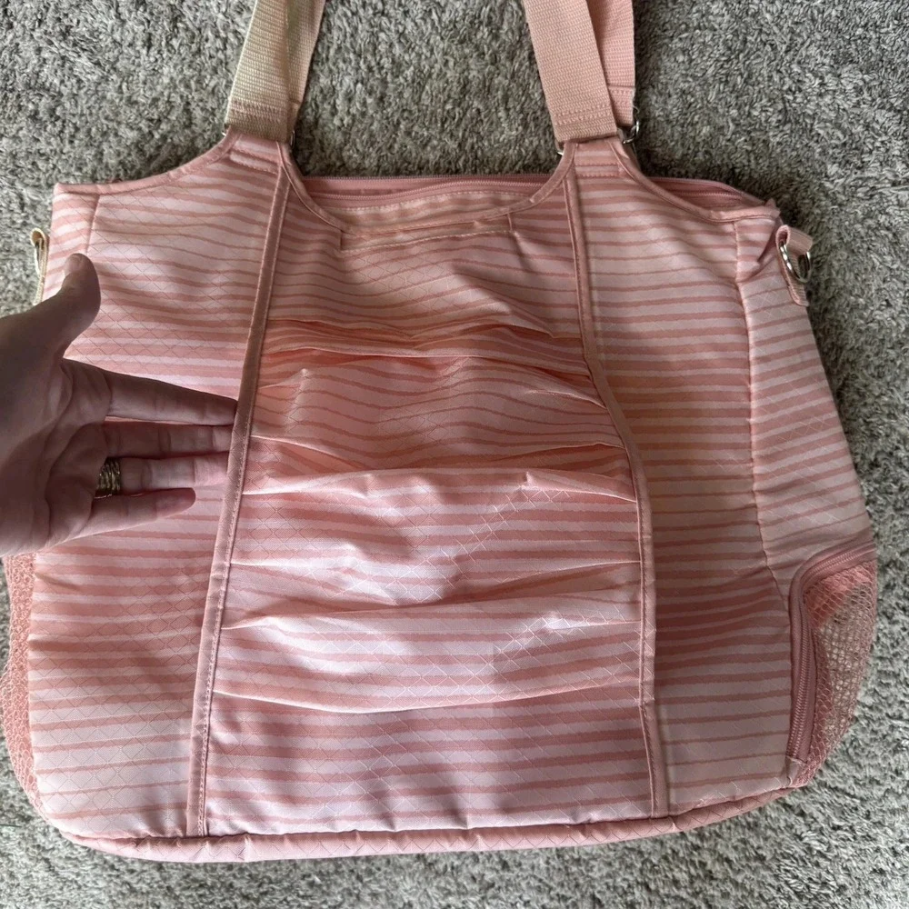 Thirty One 31 Peach Stripe Bag All Pro Tote Pool Beach Gym Yoga Diaper *Read
